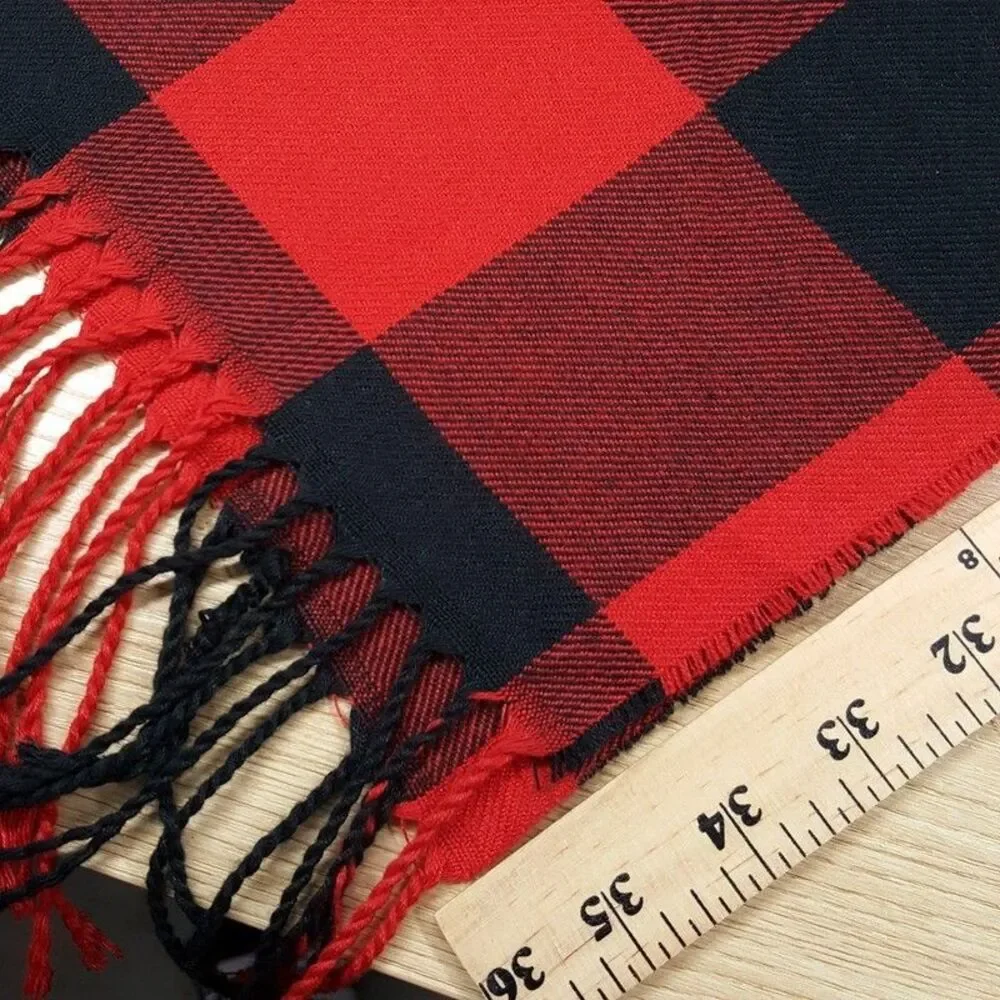CLUB ROOM Mens Scarf Red Black Buffalo Plaid Fringe Rectangle Soft Knit 70x14
